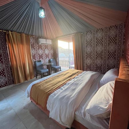 Al Raha Luxury Camp Hotel Wadi Rum Buitenkant foto