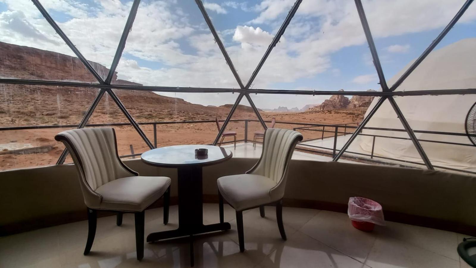 Al Raha Luxury Camp Hotel Wadi Rum Buitenkant foto