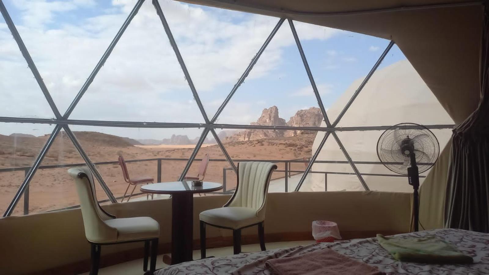 Al Raha Luxury Camp Hotel Wadi Rum Buitenkant foto