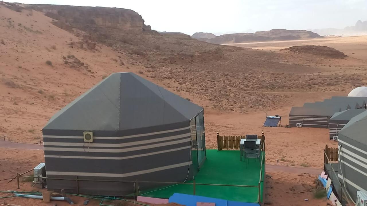 Al Raha Luxury Camp Hotel Wadi Rum Buitenkant foto