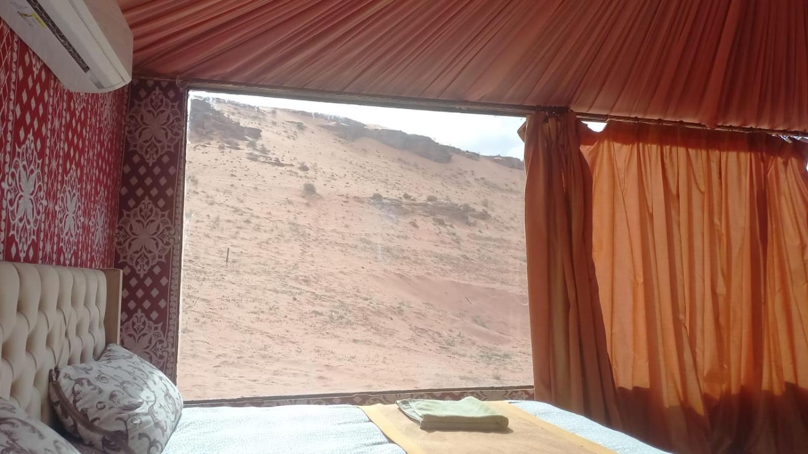 Al Raha Luxury Camp Hotel Wadi Rum Buitenkant foto
