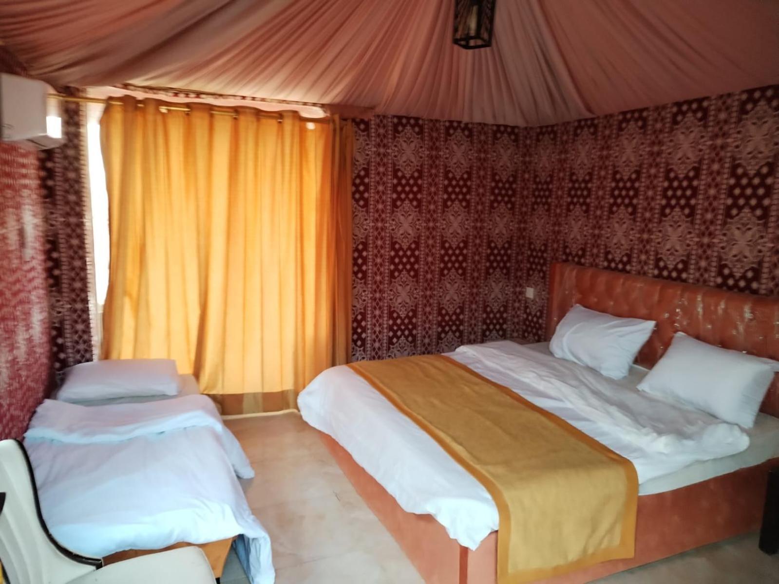 Al Raha Luxury Camp Hotel Wadi Rum Buitenkant foto
