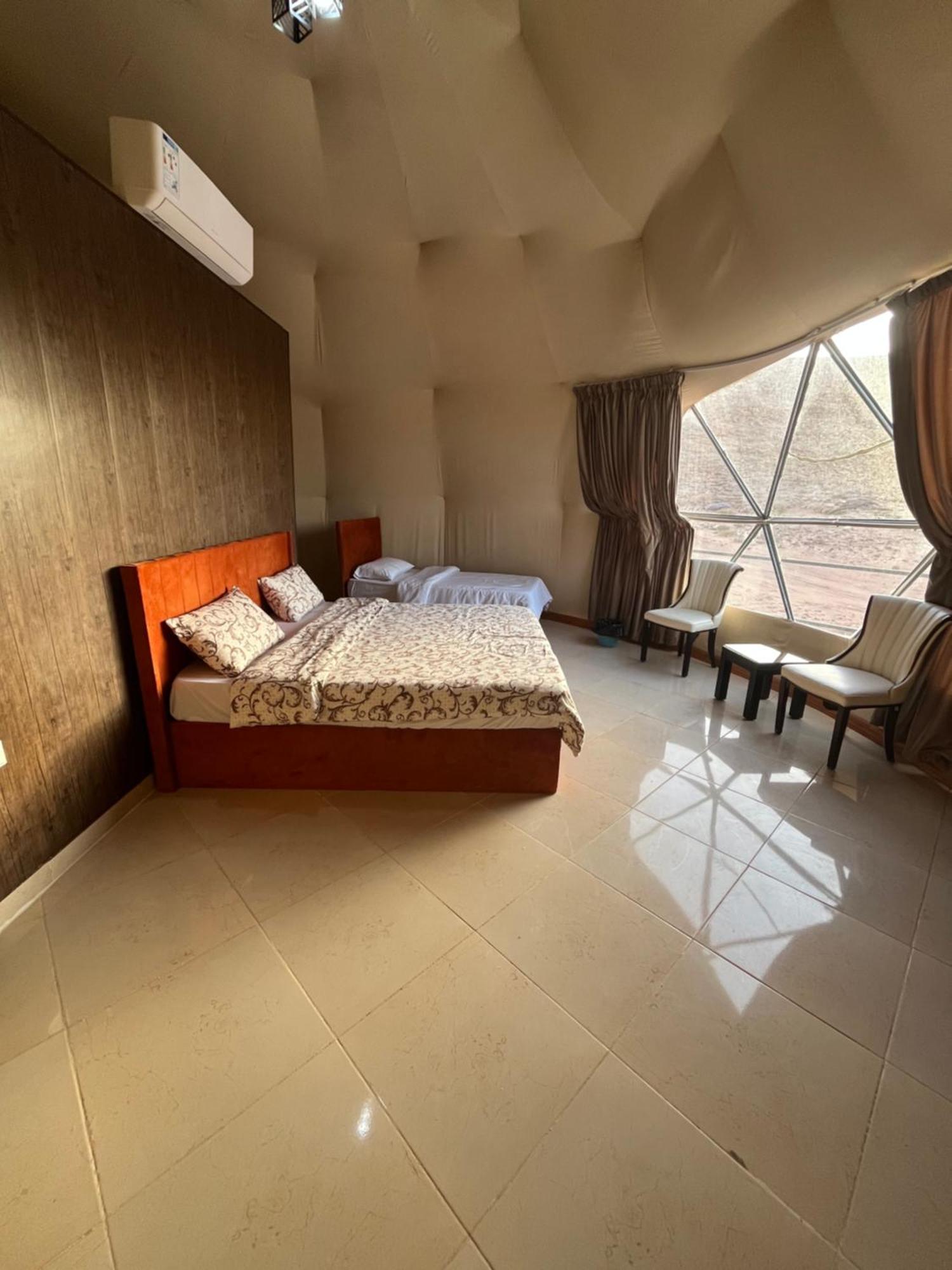 Al Raha Luxury Camp Hotel Wadi Rum Buitenkant foto