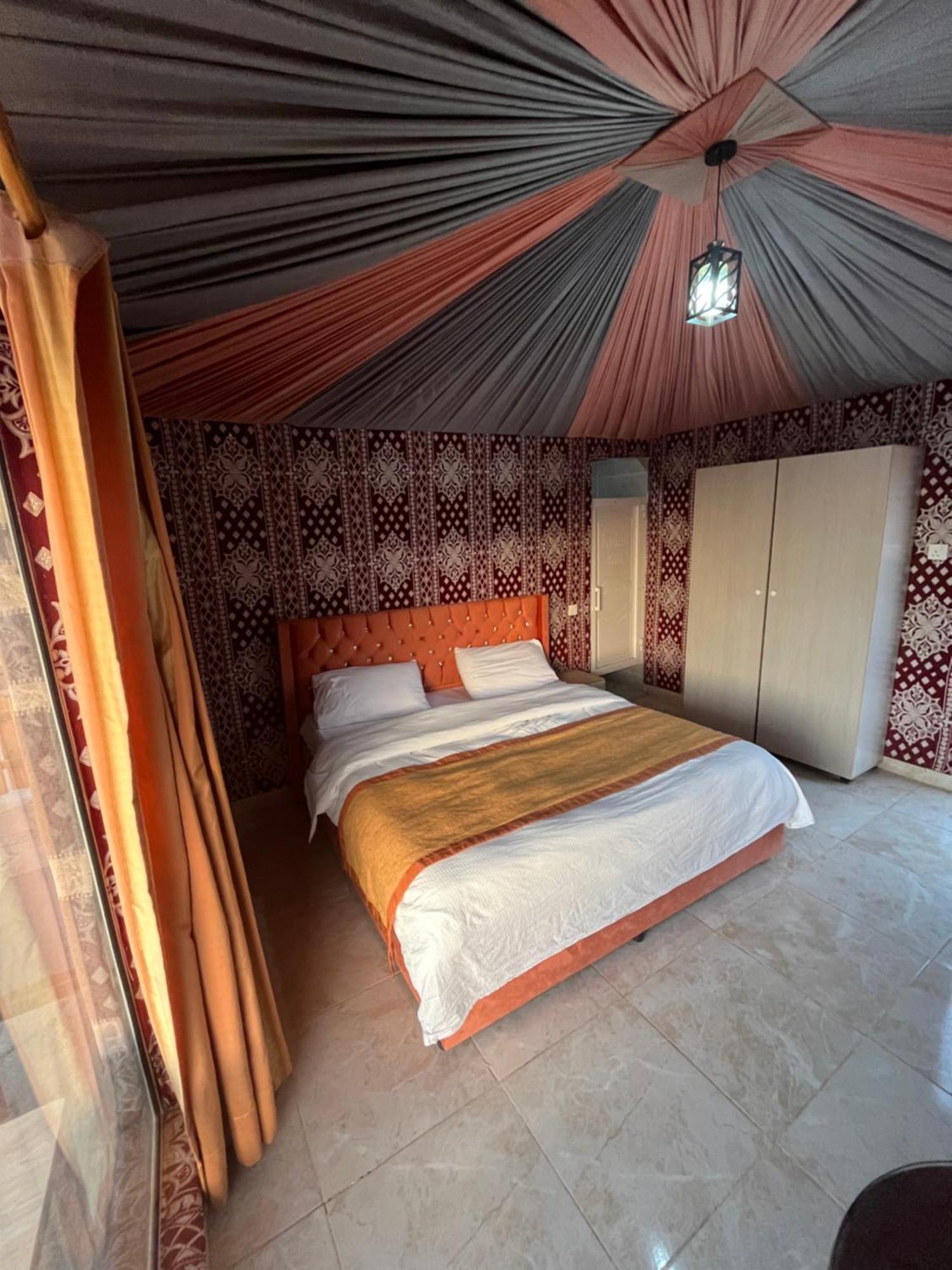 Al Raha Luxury Camp Hotel Wadi Rum Buitenkant foto
