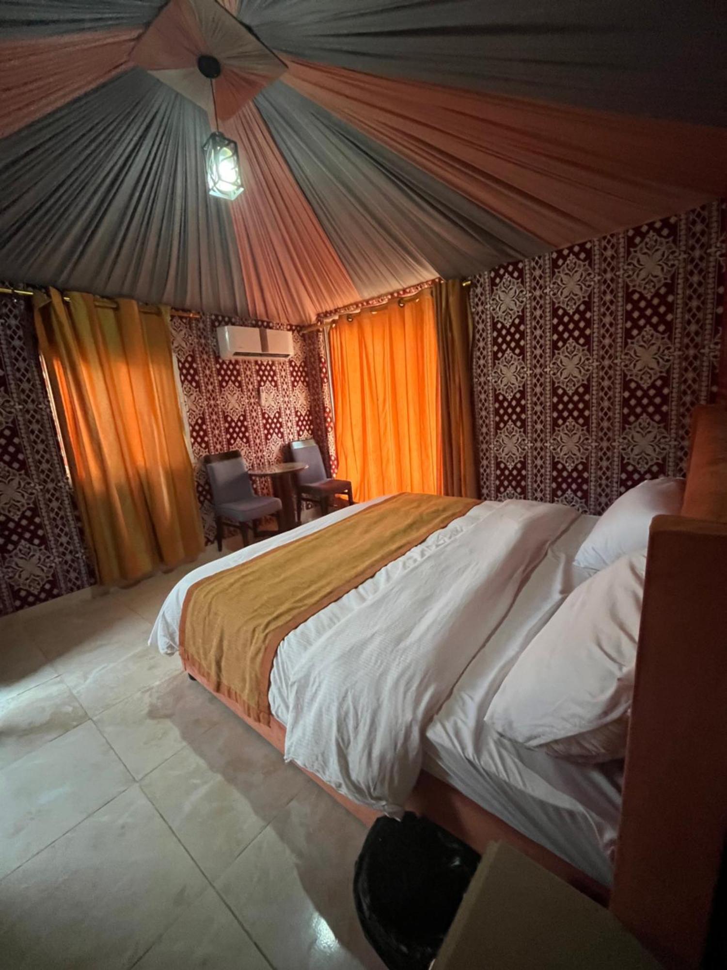 Al Raha Luxury Camp Hotel Wadi Rum Buitenkant foto